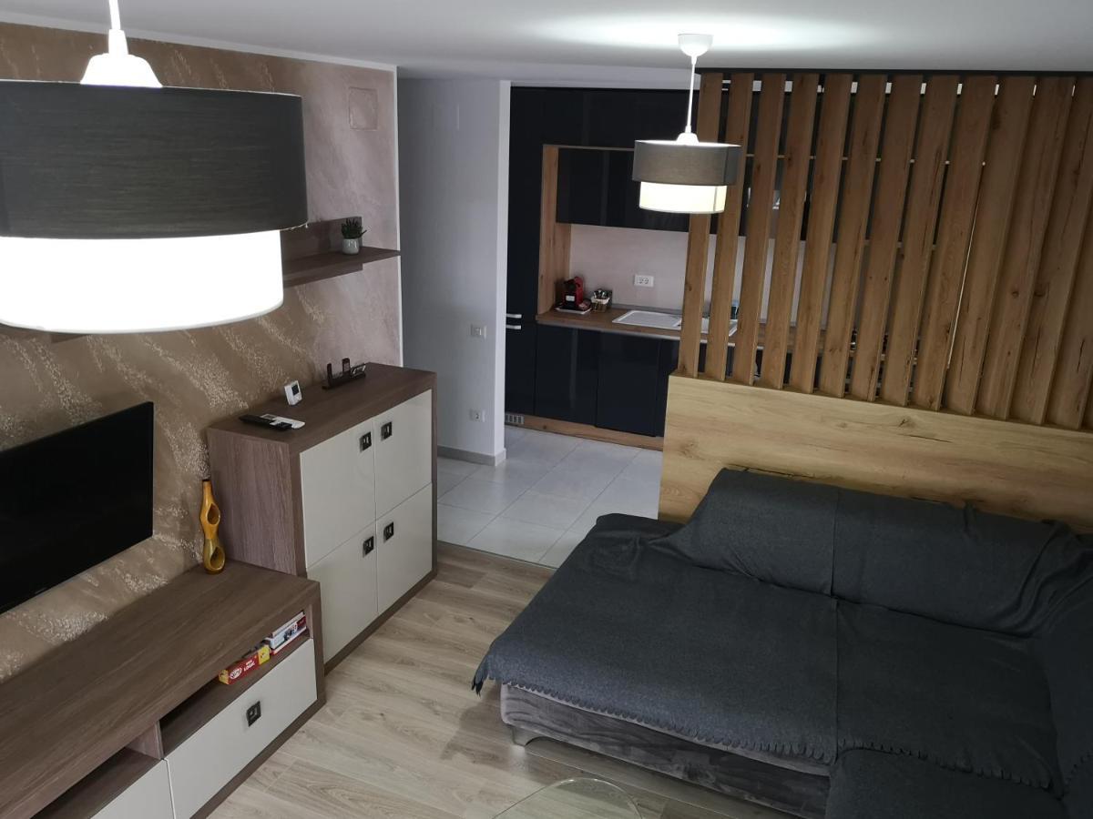 Apartament Alexandra View *